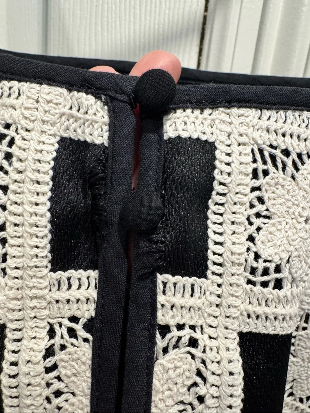 Tularosa Black Crochet Square Crop Top - Picture 5 of 5